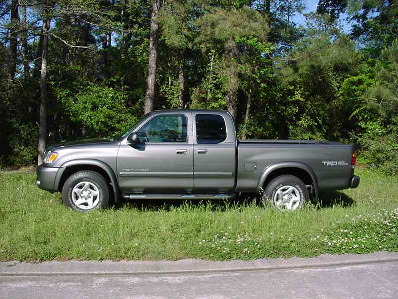 Toyota Tundra 03